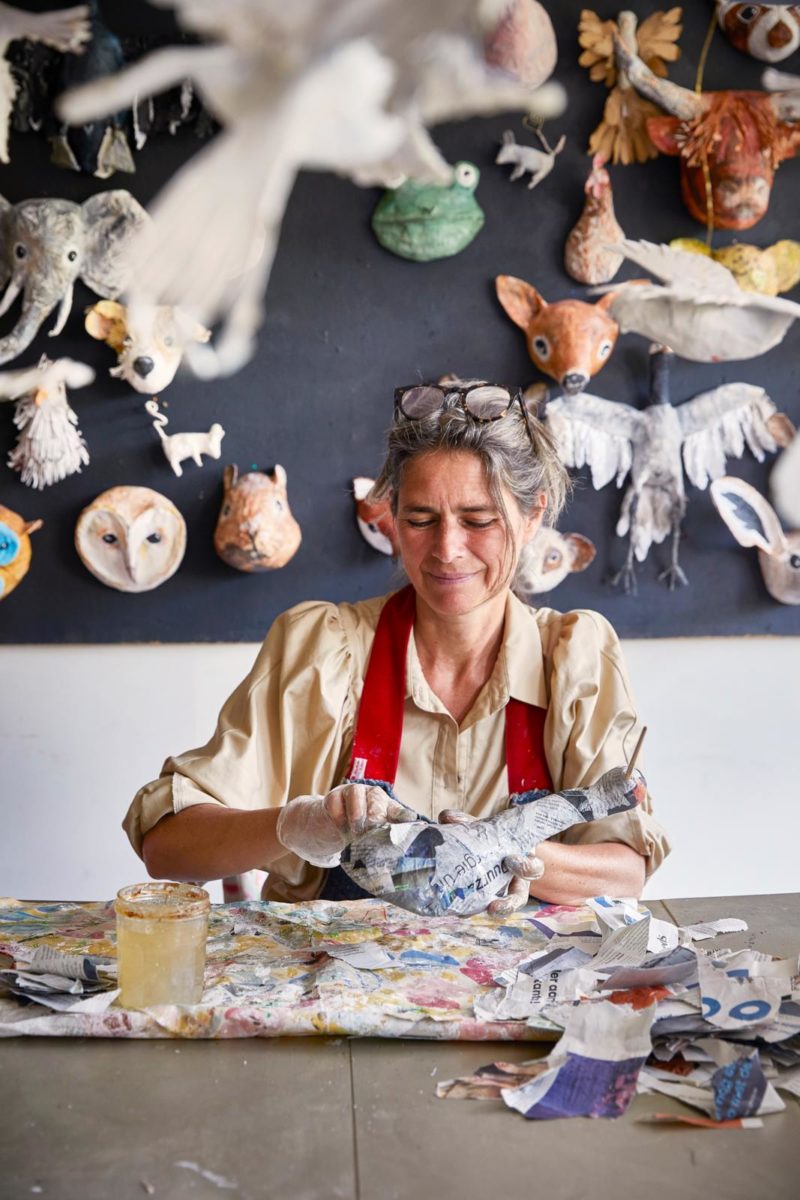 Dankbaar Ooit mozaïek Babette Hofstede maakt prachtige dieren van papier-maché | Seasons